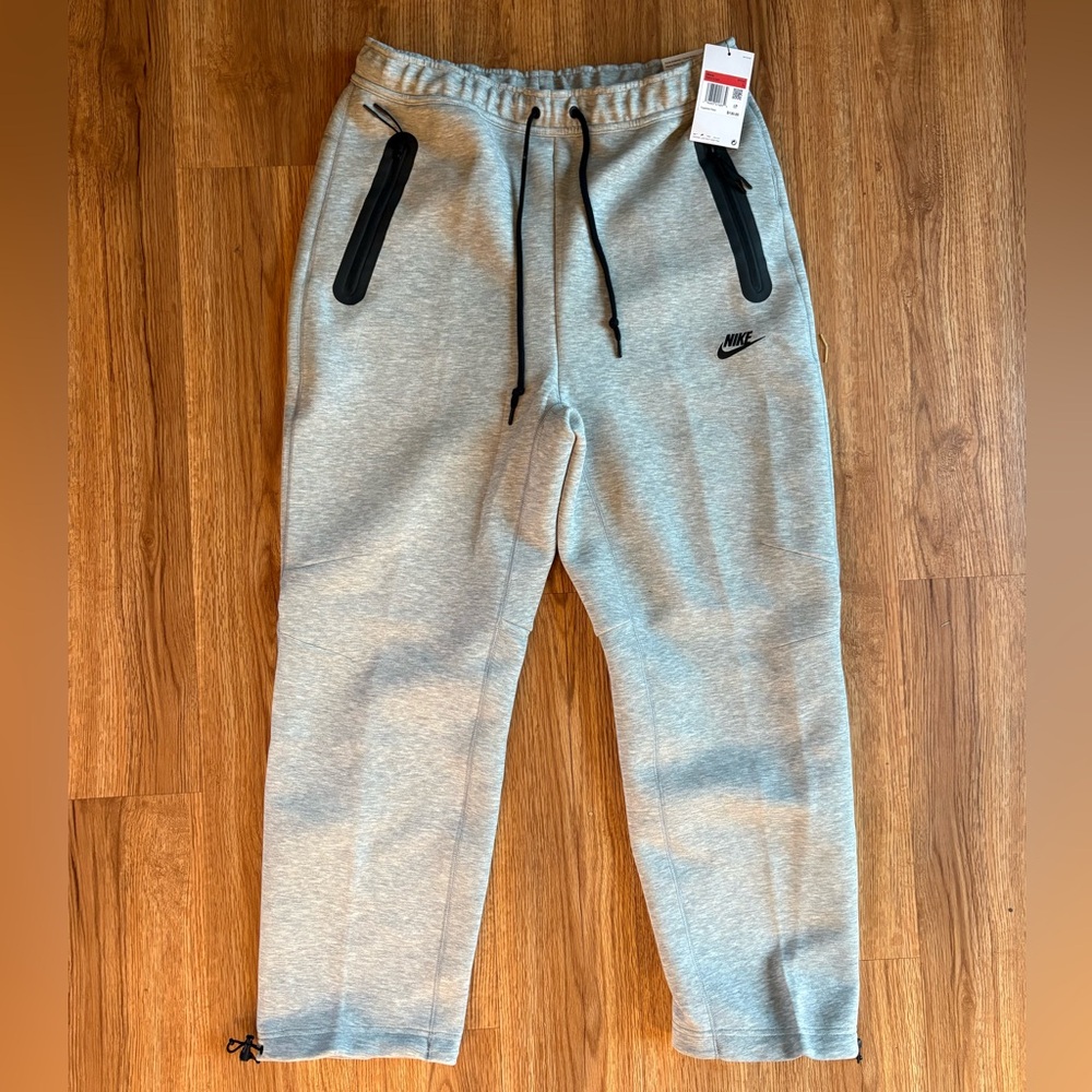 NWT Nike Mens Tech Fleece Jogger Pants Light